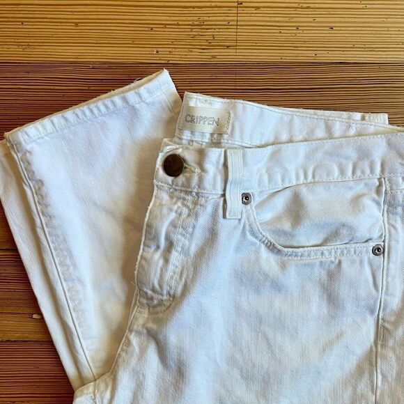 Crippen white straight leg cropped jeans. Size 29. - Picture 5 of 11